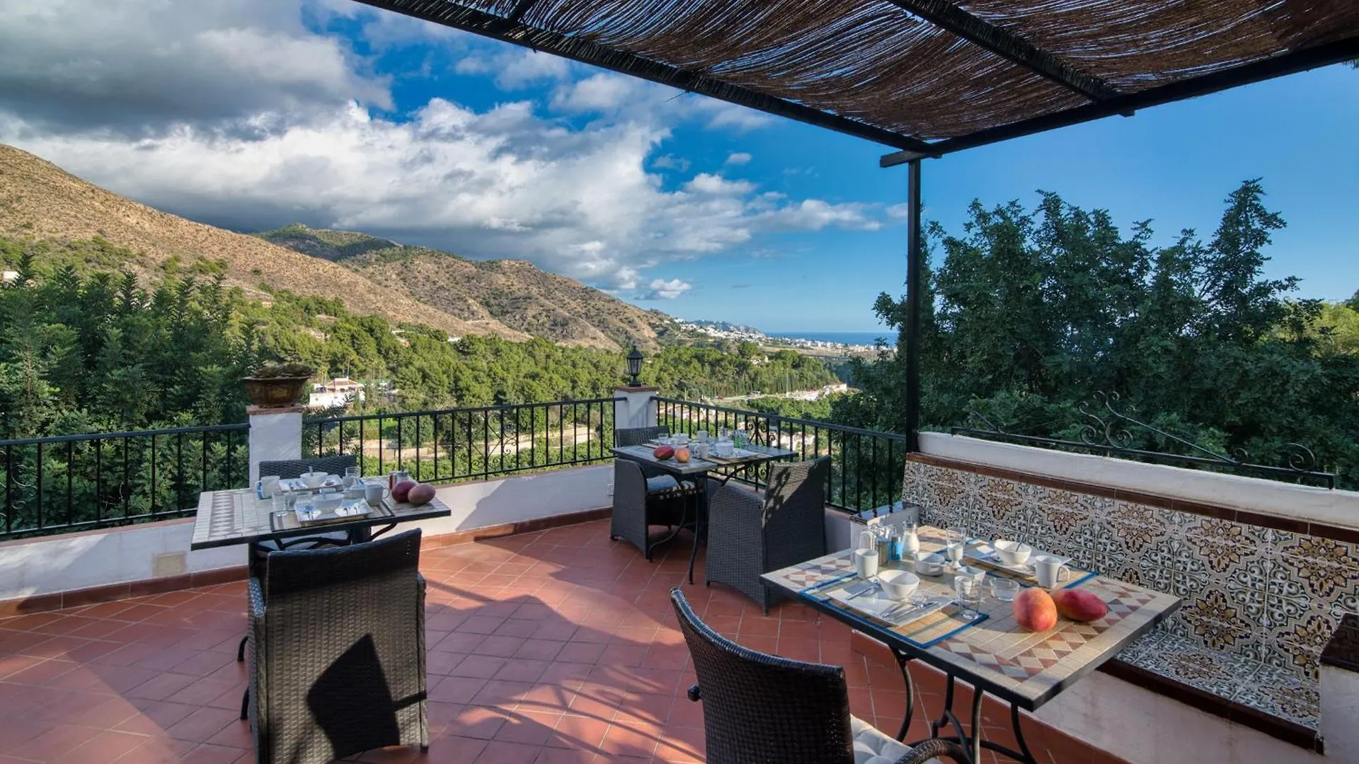 Villa Morera Bed & Breakfast Фрихилиана 0*,
